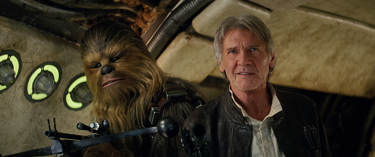 Peter Mayhew y Harrison Ford en Star Wars: El despertar de la fuerza