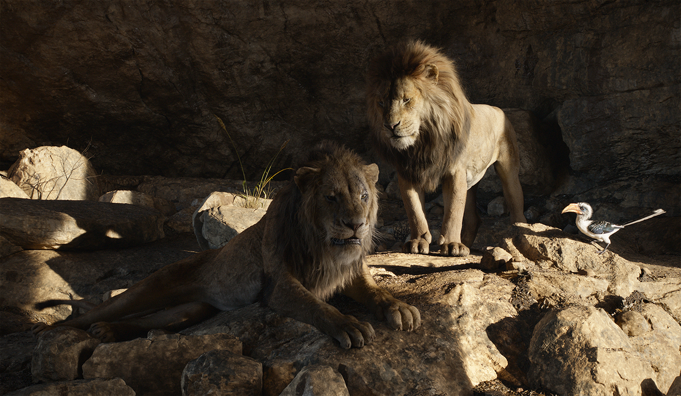 Chiwetel Ejiofor, James Earl Jones y John Oliver en El rey león (2019)
